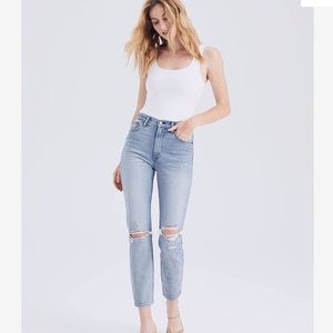 Abercrombie & Fitch High Rise Mom Jeans
